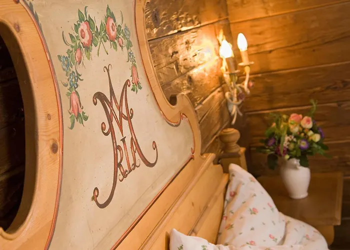 מלון Alexander 4*