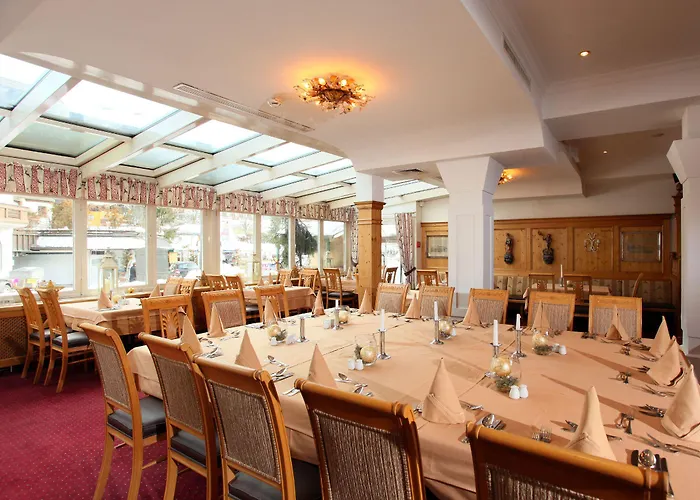 亚历山大酒店 酒店