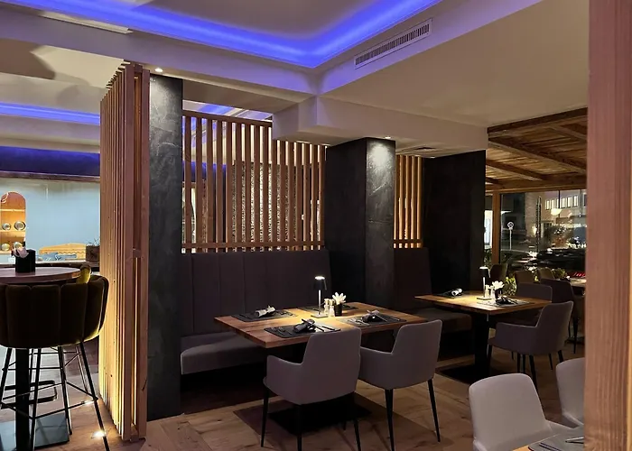 亚历山大酒店 酒店 4*